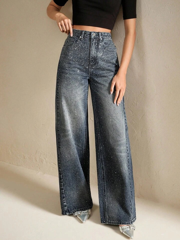 High-waisted, Dark Wash