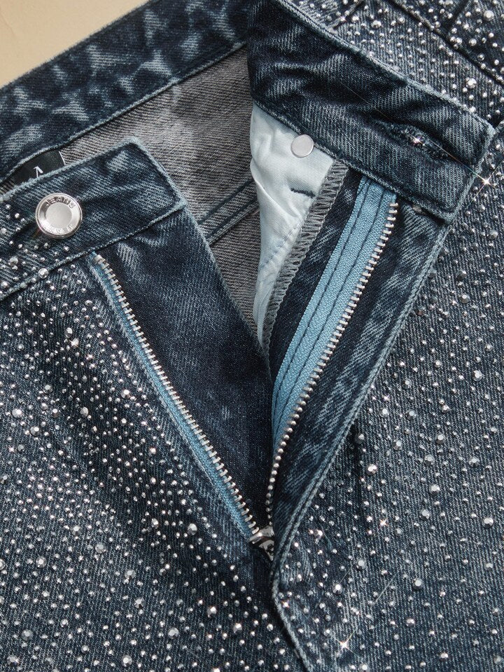 High-waisted, Dark Wash