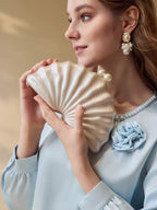 Pearl Clutch