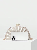 Pearl Clutch