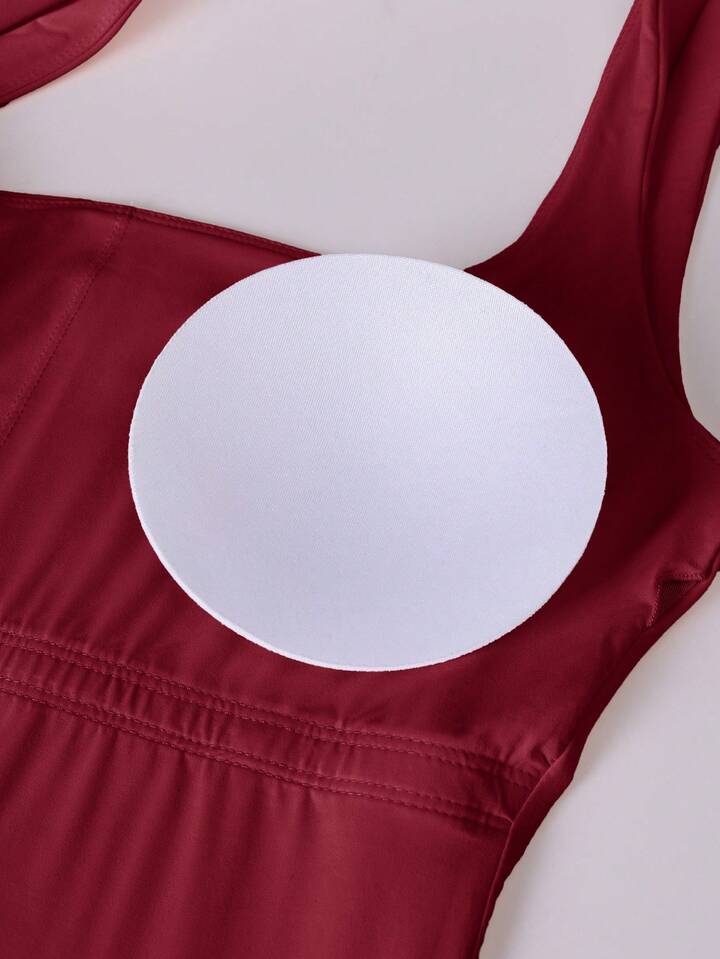 U-Shaped Built-in Chest Pad Top
