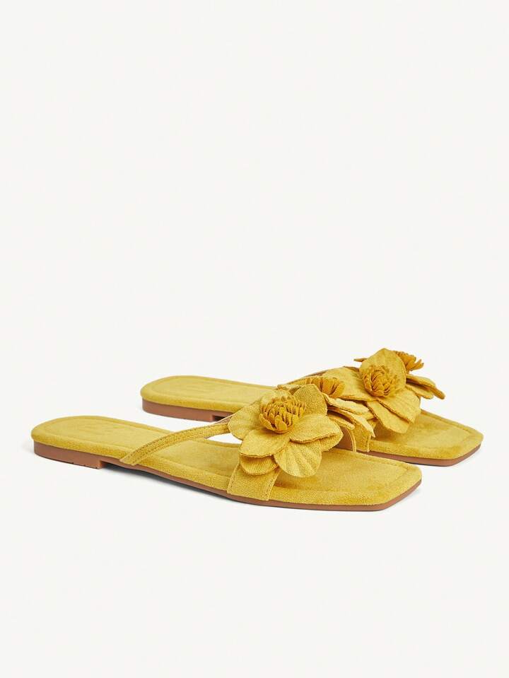 3D Flower Square Toe Flat Sandals
