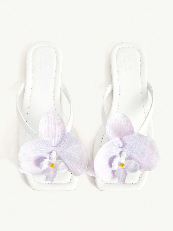 3D Flower Flat Sandals