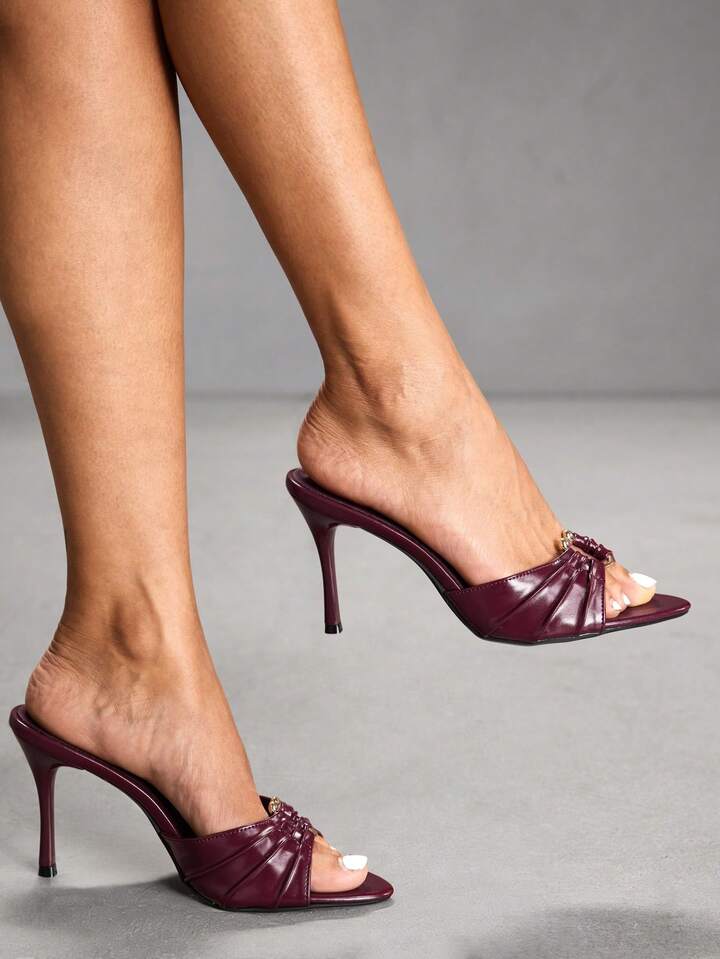 High Heels With Metal Ring